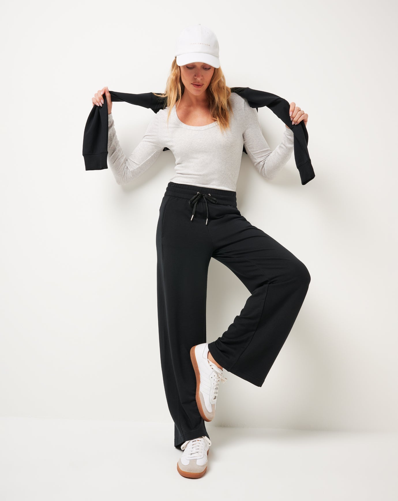 Travis Mathew Cloud Terry Wide Leg Pant