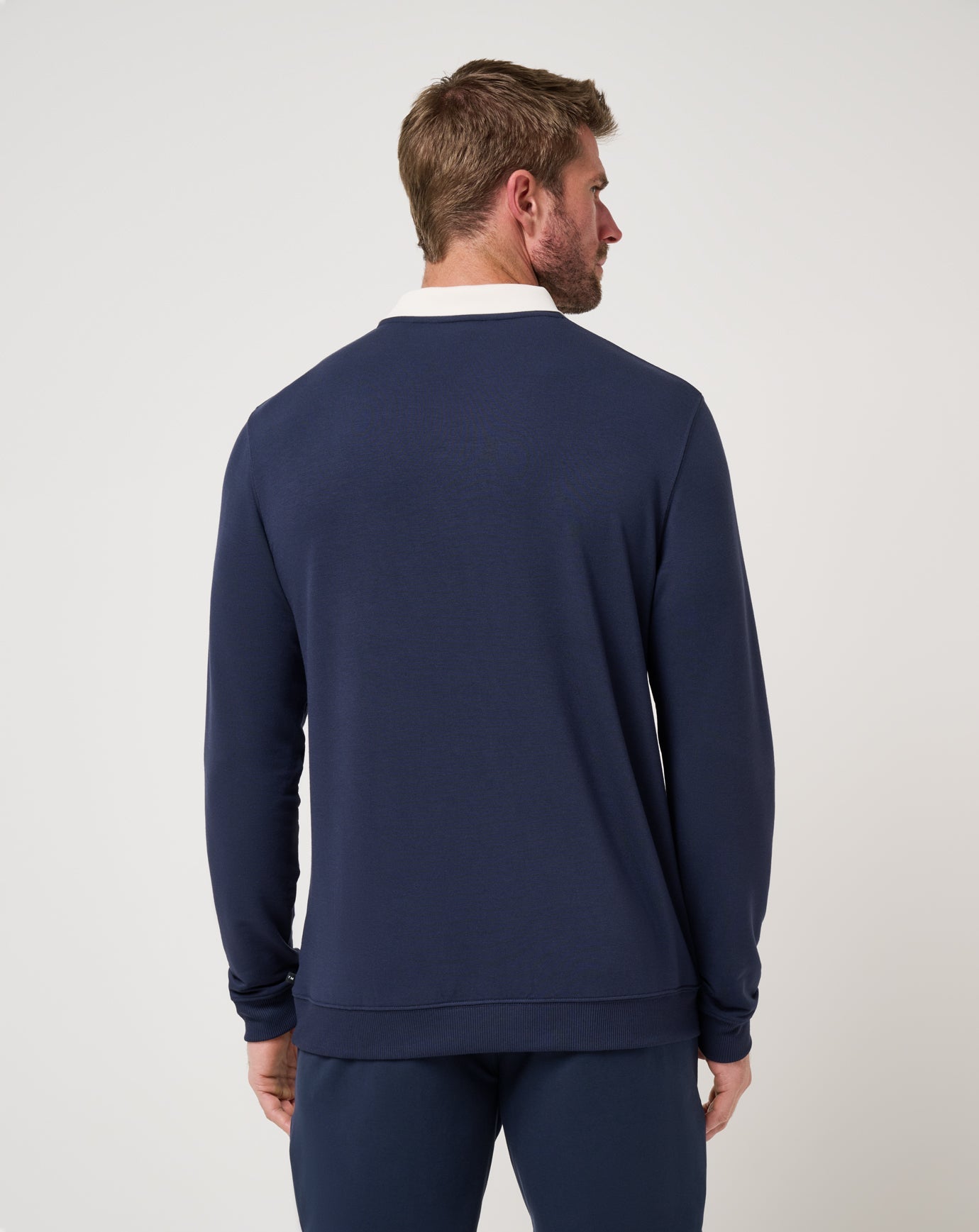 Travis Mathew Amenities Collar Crew