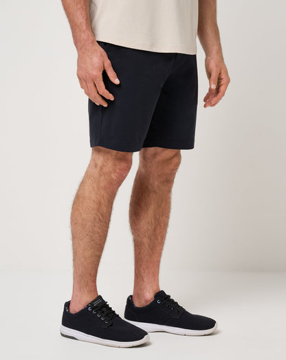 Travis Mathew Tech Knit Short 9In