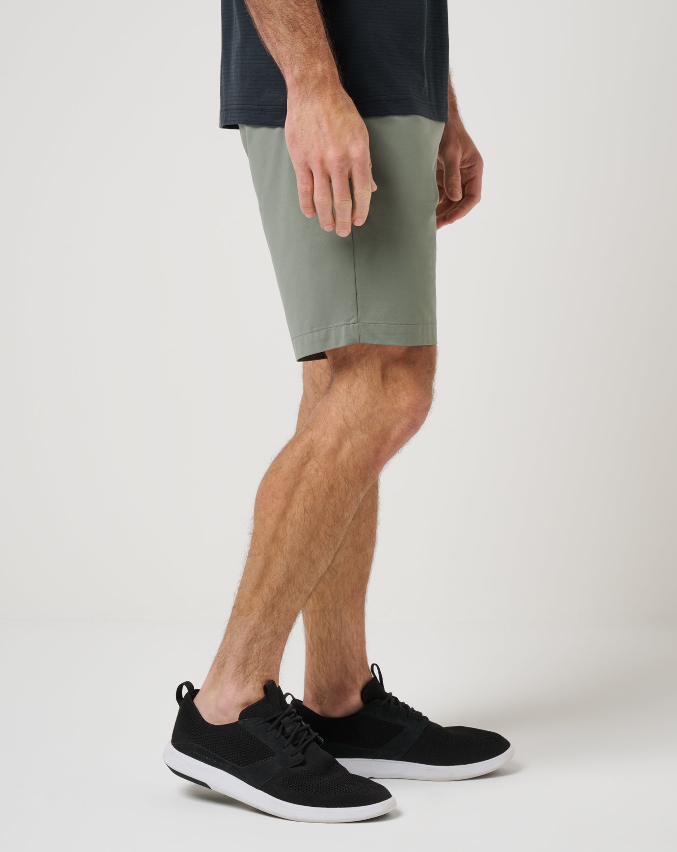 Travis Mathew Tech Knit Short 9In