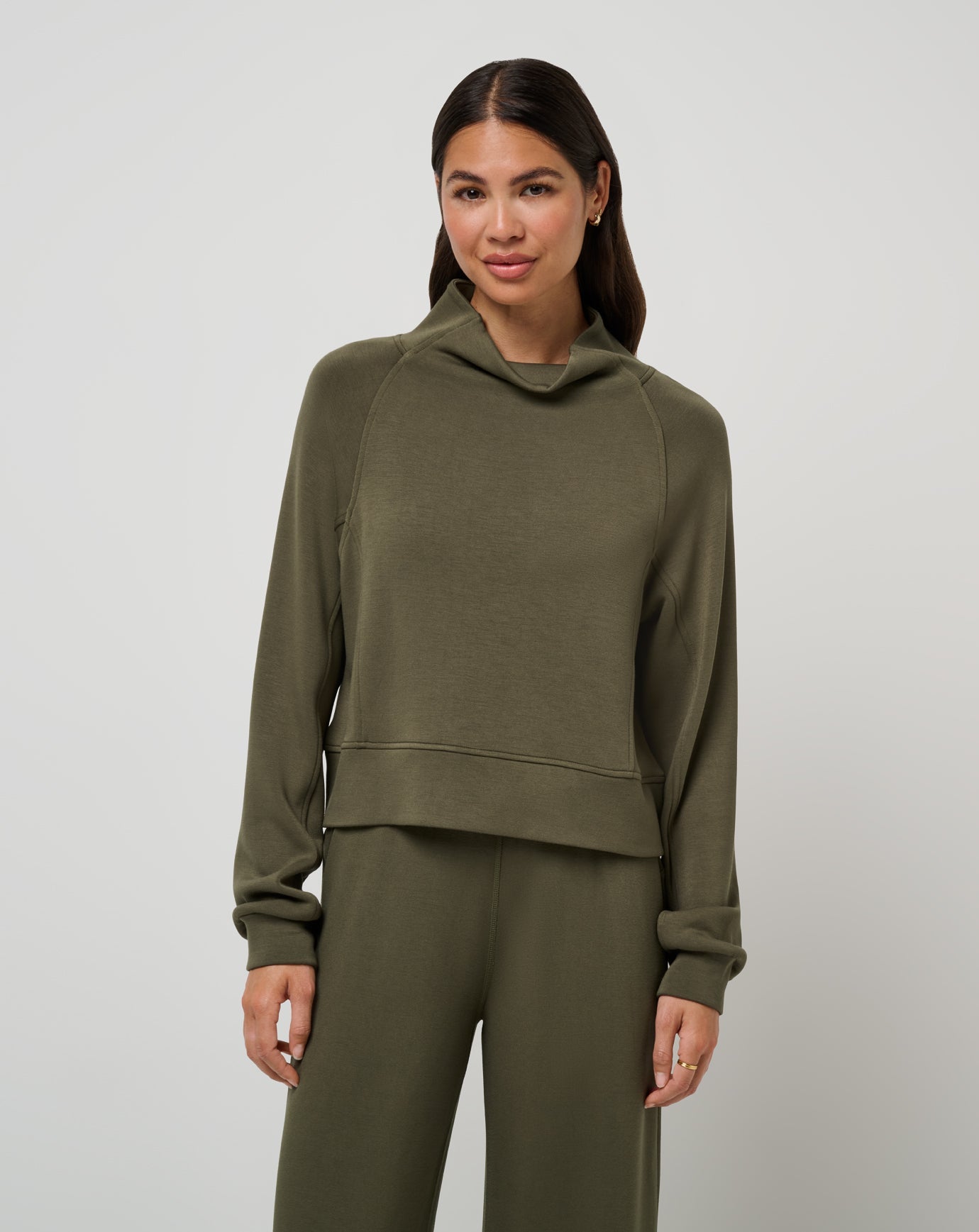 Travis Mathew Skyloft Soft Funnel Neck