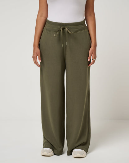 Travis Mathew Skyloft Soft Wide Leg Pant