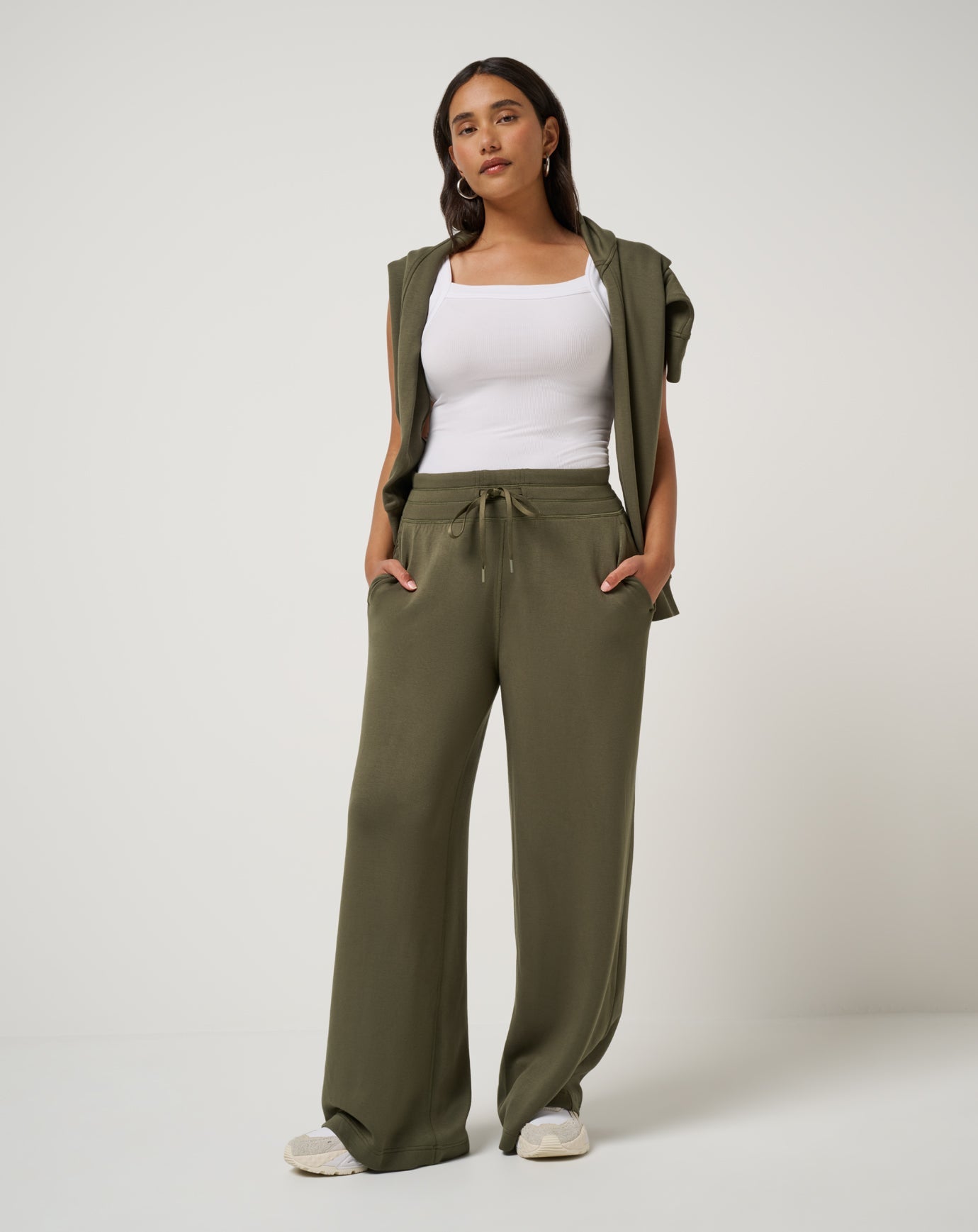 Travis Mathew Skyloft Soft Wide Leg Pant