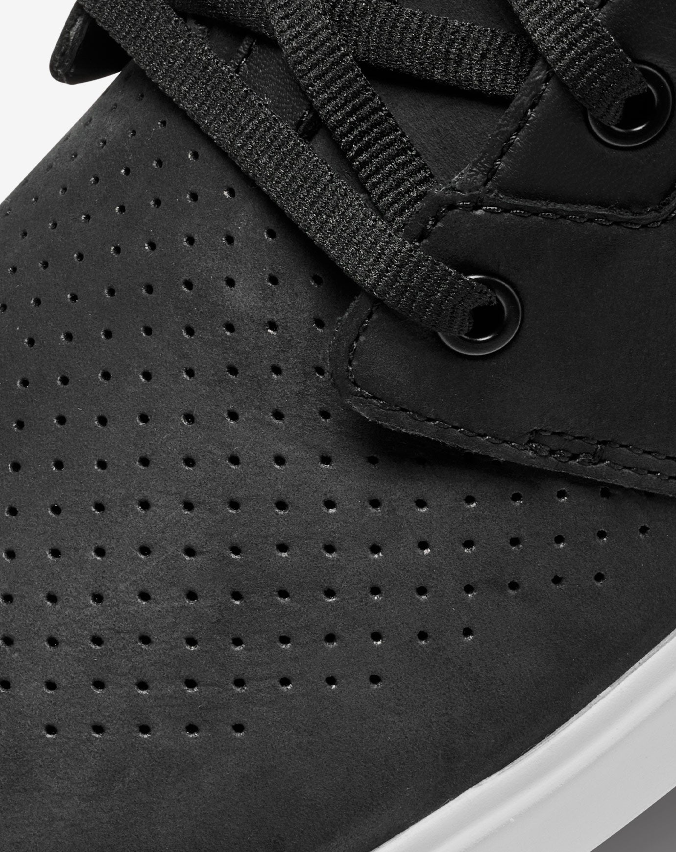 Travis Mathew The Modern Chukka
